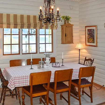 Feriehus 4 Star In Volda