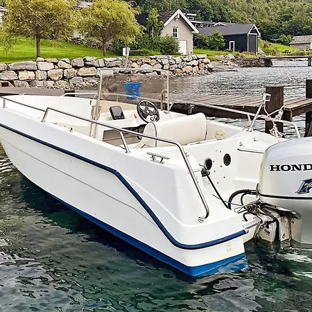 4 Star In Volda Ålesund
